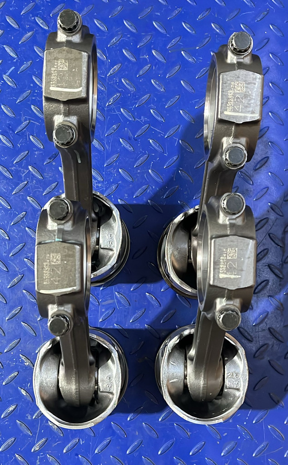 John Deere SET PISTON SI CAMASA JOHN DEERE RE500608 - Motor y piezas: foto 5 John Deere SET PISTON SI CAMASA JOHN DEERE RE500608 - Motor y piezas: foto 5