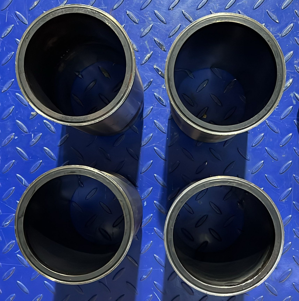 John Deere SET PISTON SI CAMASA JOHN DEERE RE500608 - Motor y piezas: foto 4 John Deere SET PISTON SI CAMASA JOHN DEERE RE500608 - Motor y piezas: foto 4