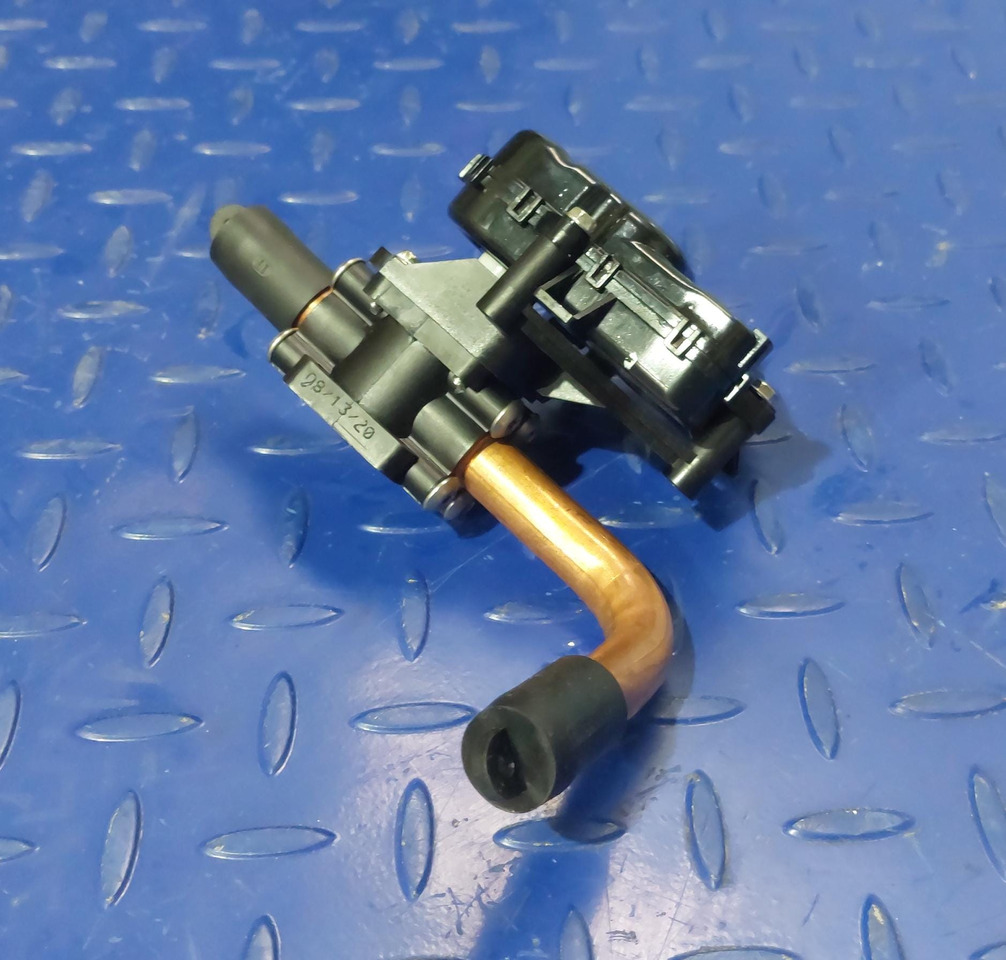 CATERPILLAR Ansamblu supapă-apă (electronic) CAT 355-0561 - Piezas de recambio para Maquinaria de construcción: foto 1 CATERPILLAR Ansamblu supapă-apă (electronic) CAT 355-0561 - Piezas de recambio para Maquinaria de construcción: foto 1