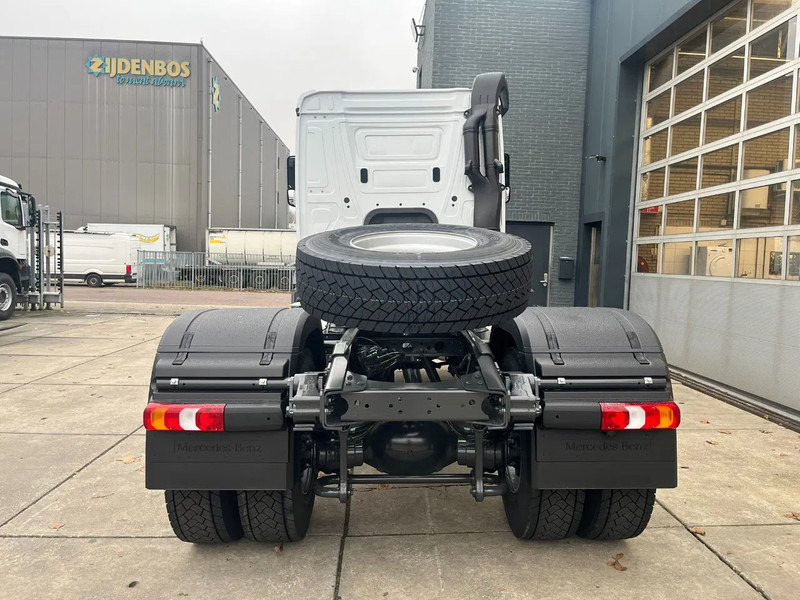 Mercedes-Benz Actros 2045 S 4x2 Tractor Head - Cabeza tractora: foto 5 Mercedes-Benz Actros 2045 S 4x2 Tractor Head - Cabeza tractora: foto 5
