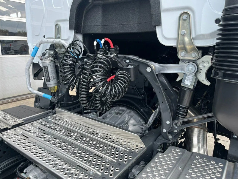 Cabeza tractora nuevo Mercedes-Benz Actros 3348 S 6x4 Tractor Head: foto 16 Cabeza tractora nuevo Mercedes-Benz Actros 3348 S 6x4 Tractor Head: foto 16