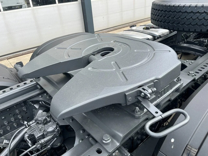 Cabeza tractora nuevo Mercedes-Benz Actros 3348 S 6x4 Tractor Head: foto 15 Cabeza tractora nuevo Mercedes-Benz Actros 3348 S 6x4 Tractor Head: foto 15