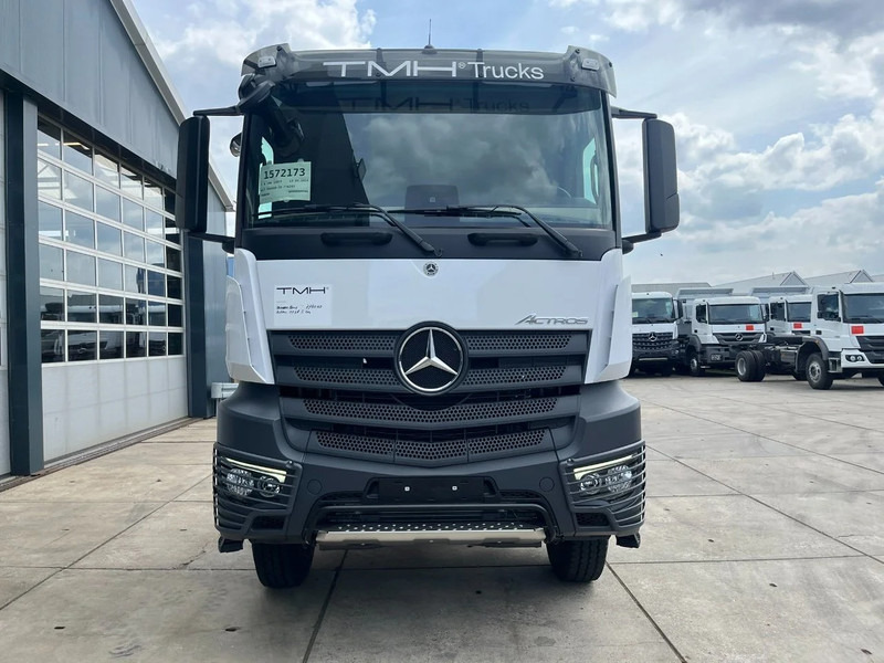 Mercedes-Benz Actros 3348 S 6x4 Tractor Head - Cabeza tractora: foto 2 Mercedes-Benz Actros 3348 S 6x4 Tractor Head - Cabeza tractora: foto 2