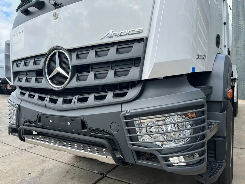 Camión cisterna nuevo Mercedes-Benz Arocs 3340 6x4 Water Tank Truck: foto 9