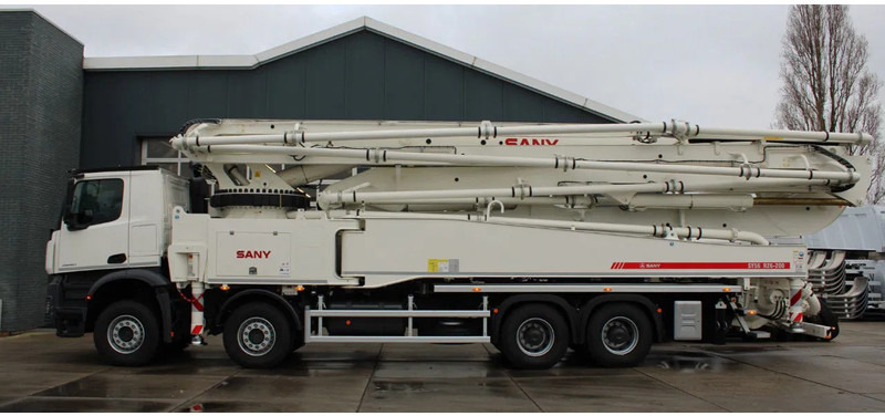 Mercedes-Benz Arocs 4840 8x4 Sany SY56 Concrete pump Build by Putzmeister - Bomba de hormigón: foto 2 Mercedes-Benz Arocs 4840 8x4 Sany SY56 Concrete pump Build by Putzmeister - Bomba de hormigón: foto 2