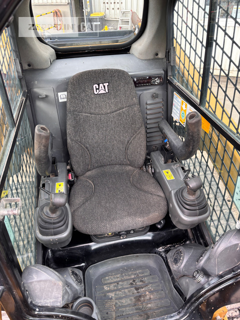 Minicargadora Cat 257D: foto 12