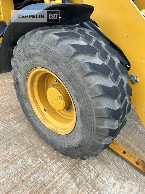 Cargadora de ruedas Cat 908M: foto 6