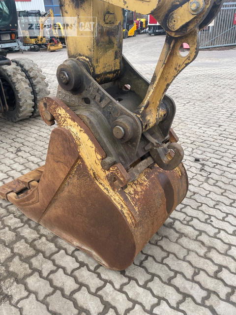 Leasing de Cat M316C Cat M316C: foto 9