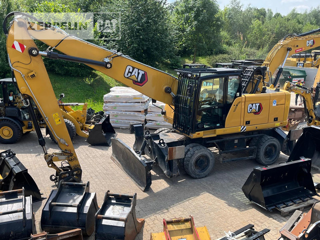 Cat MH3024-06C - Manipulador de materiales: foto 1 Cat MH3024-06C - Manipulador de materiales: foto 1