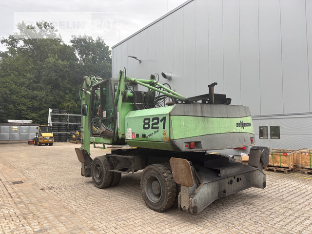 Sennebogen 821 - Manipulador de materiales: foto 2 Sennebogen 821 - Manipulador de materiales: foto 2
