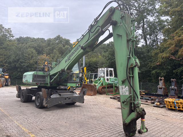 Sennebogen 821 - Manipulador de materiales: foto 4 Sennebogen 821 - Manipulador de materiales: foto 4