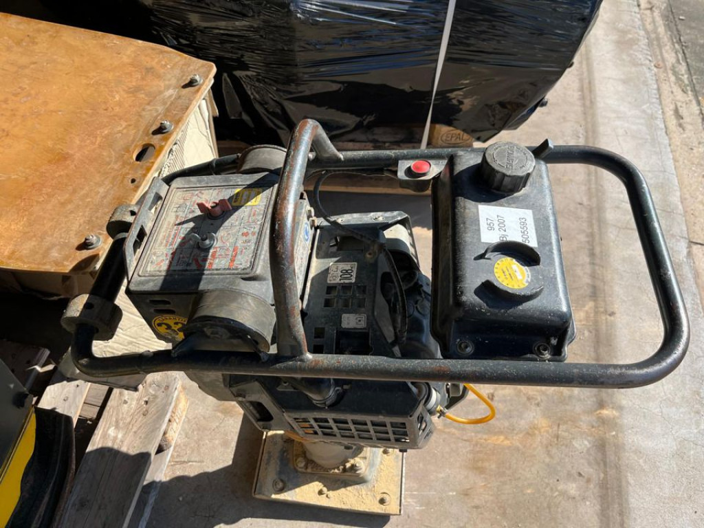 BOMAG BT 60 4 Diverse Stampfer - Vibroapisonador: foto 3 BOMAG BT 60 4 Diverse Stampfer - Vibroapisonador: foto 3