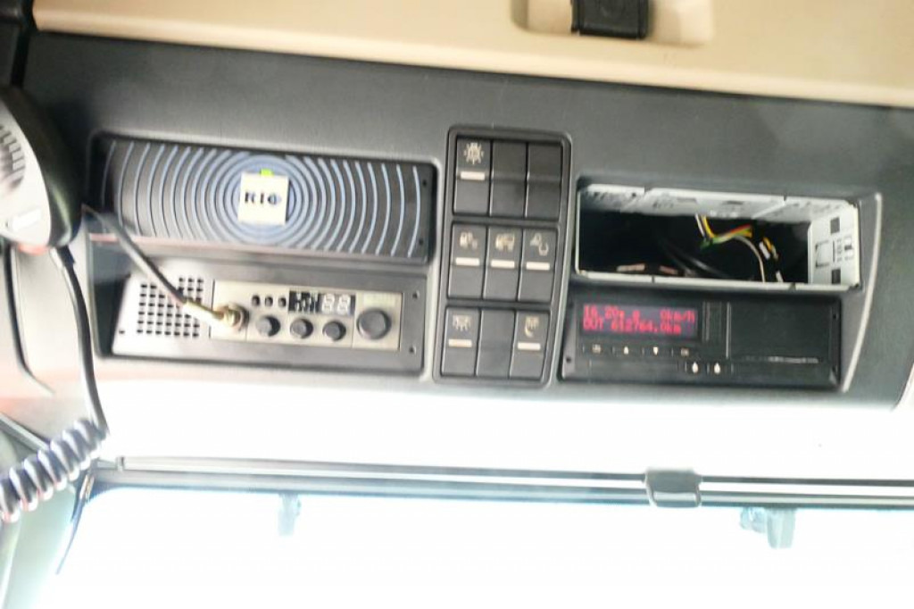 MAN TG-X 24.500 6x2-4 LL-U Pritsche Maschinentransporter - Camión caja abierta: foto 5 MAN TG-X 24.500 6x2-4 LL-U Pritsche Maschinentransporter - Camión caja abierta: foto 5