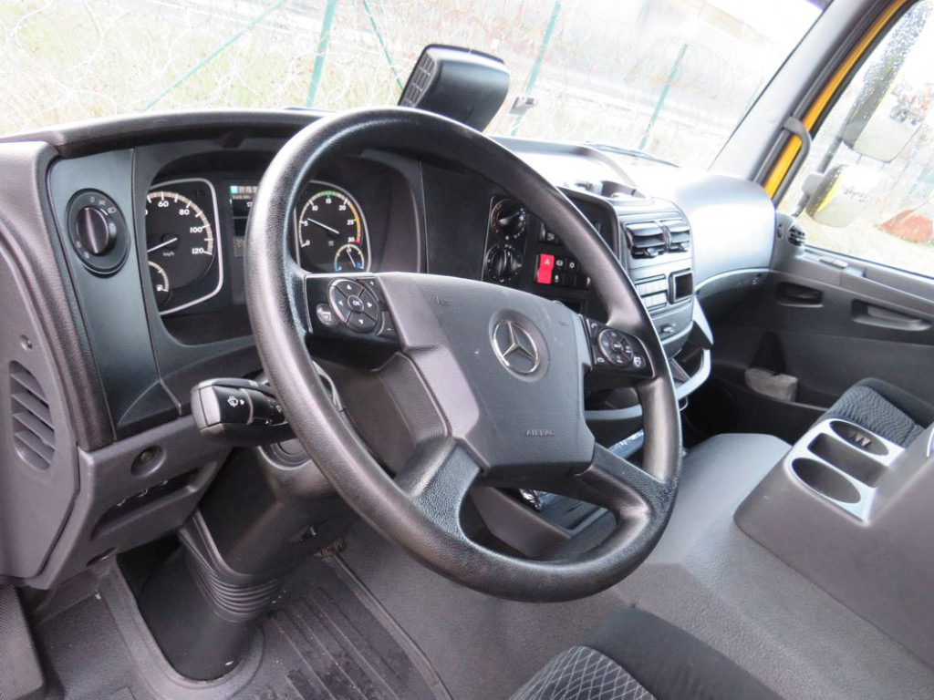 MERCEDES-BENZ Atego 1224 L  Pritsche LBW LBW 1.5to - Camión lona: foto 5 MERCEDES-BENZ Atego 1224 L  Pritsche LBW LBW 1.5to - Camión lona: foto 5