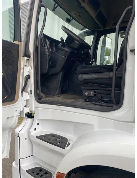 Mercedes-Benz Actros 1840 stream space cabine met spoilers zonneklep, apk gekeurd - Cabeza tractora: foto 5 Mercedes-Benz Actros 1840 stream space cabine met spoilers zonneklep, apk gekeurd - Cabeza tractora: foto 5