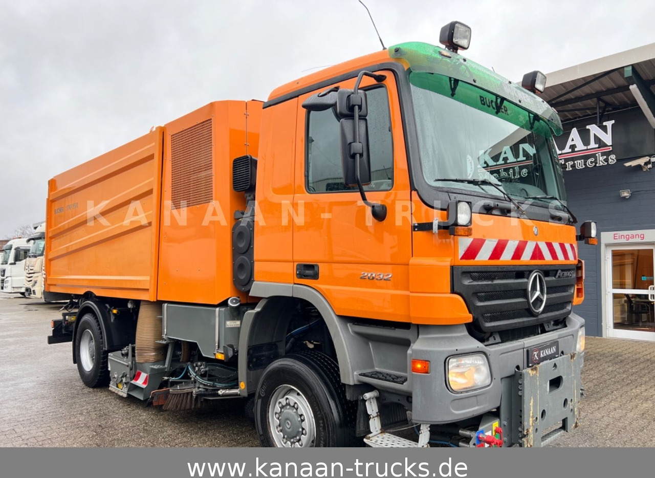 Mercedes-Benz 2032 Actros 4x4 Bucher STKF 9500  AIRPORT  KLIMA - Barredora vial: foto 2 Mercedes-Benz 2032 Actros 4x4 Bucher STKF 9500  AIRPORT  KLIMA - Barredora vial: foto 2