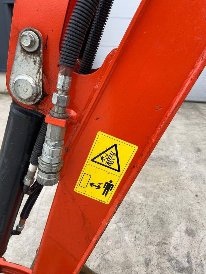 Kubota KX 019-4 - Miniexcavadora: foto 5 Kubota KX 019-4 - Miniexcavadora: foto 5