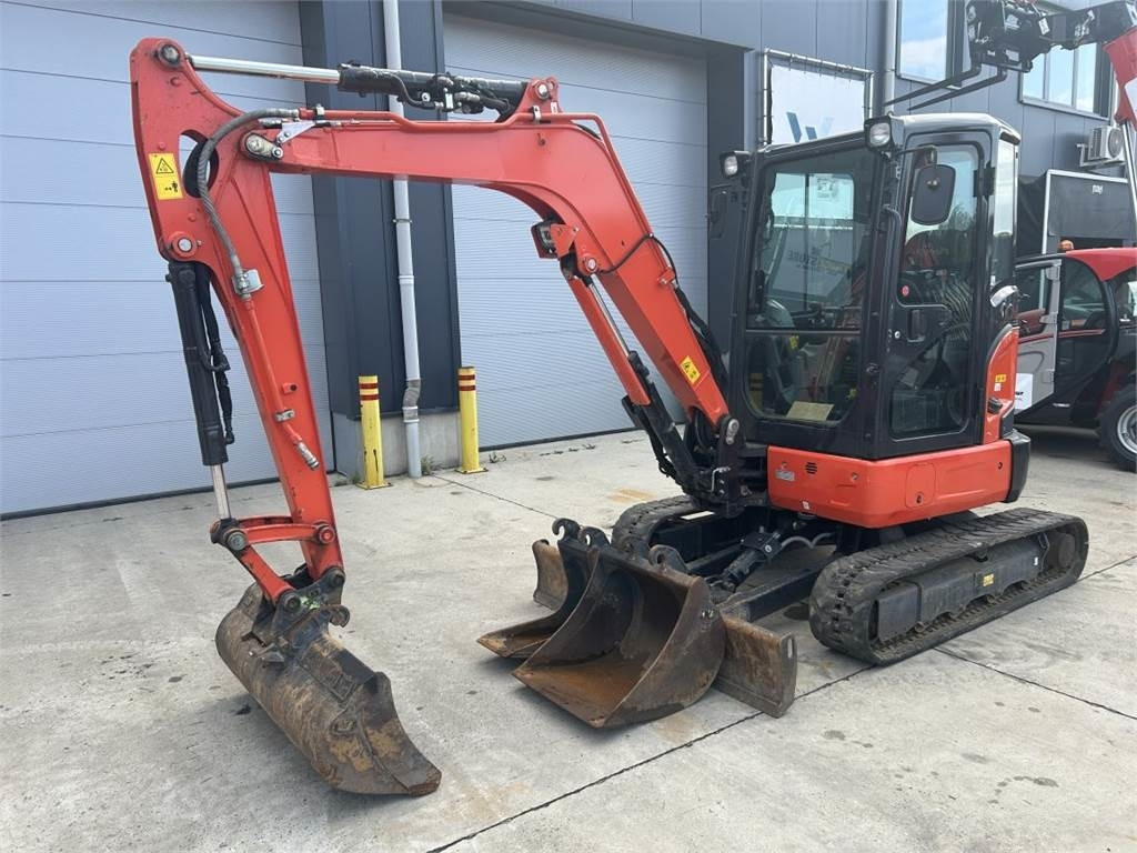 Kubota U36-4 (7398) - Miniexcavadora: foto 2 Kubota U36-4 (7398) - Miniexcavadora: foto 2