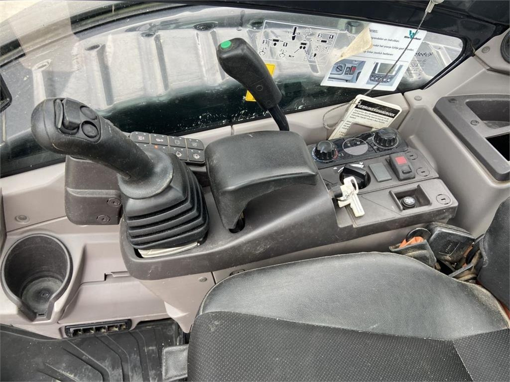 Miniexcavadora Kubota U50-5 (5022): foto 16