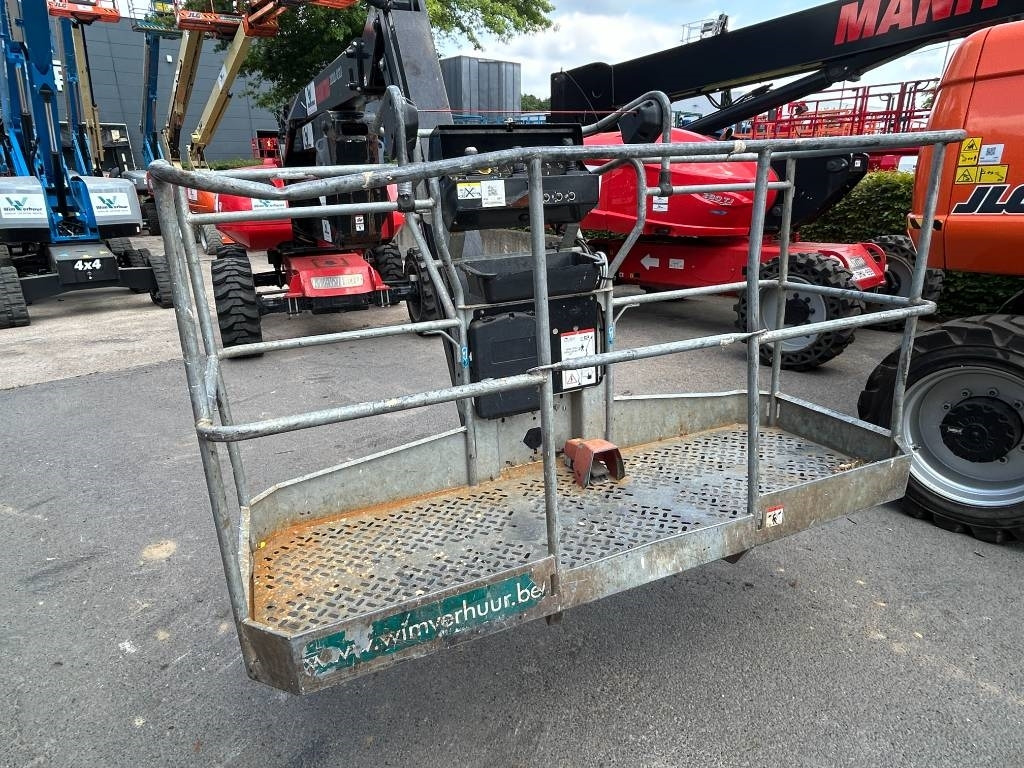 Manitou 200 ATJ RC - Plataforma articulada: foto 5 Manitou 200 ATJ RC - Plataforma articulada: foto 5