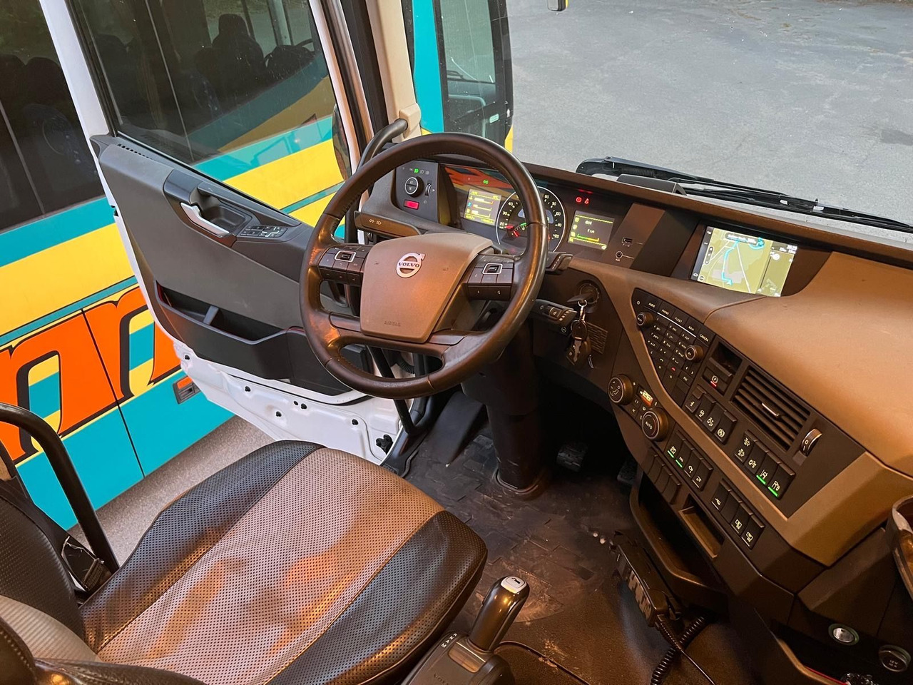 Volvo FH 460 Klima*4x2*Retarder - Cabeza tractora: foto 3 Volvo FH 460 Klima*4x2*Retarder - Cabeza tractora: foto 3