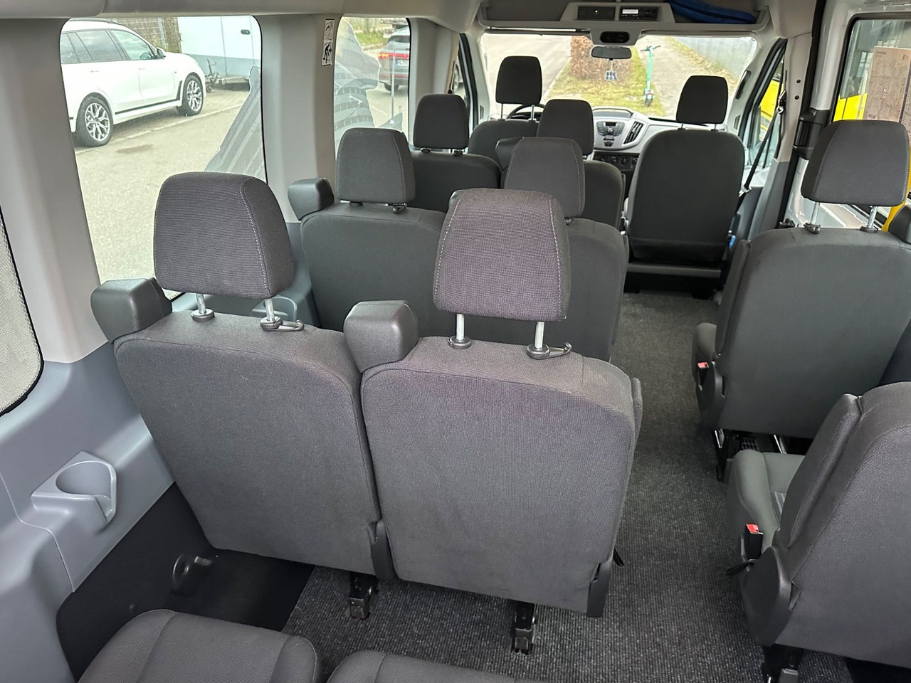 Minibús, Furgoneta de pasajeros Ford Transit (Klima*TOP): foto 15 Minibús, Furgoneta de pasajeros Ford Transit (Klima*TOP): foto 15