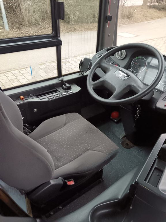 MAN A 23 Lion´s City G (EEV*Klima*TÜV 06/25) MAN A 23 Lion´s City G (EEV*Klima*TÜV 06/25) - Autobús articulado: foto 4 MAN A 23 Lion´s City G (EEV*Klima*TÜV 06/25) MAN A 23 Lion´s City G (EEV*Klima*TÜV 06/25) - Autobús articulado: foto 4